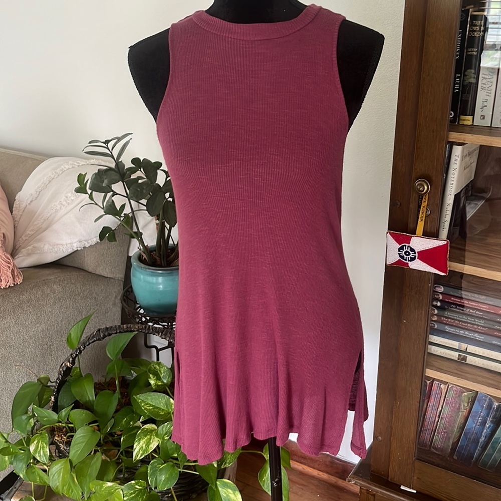Pink Republic ribbed sleeveless tunic